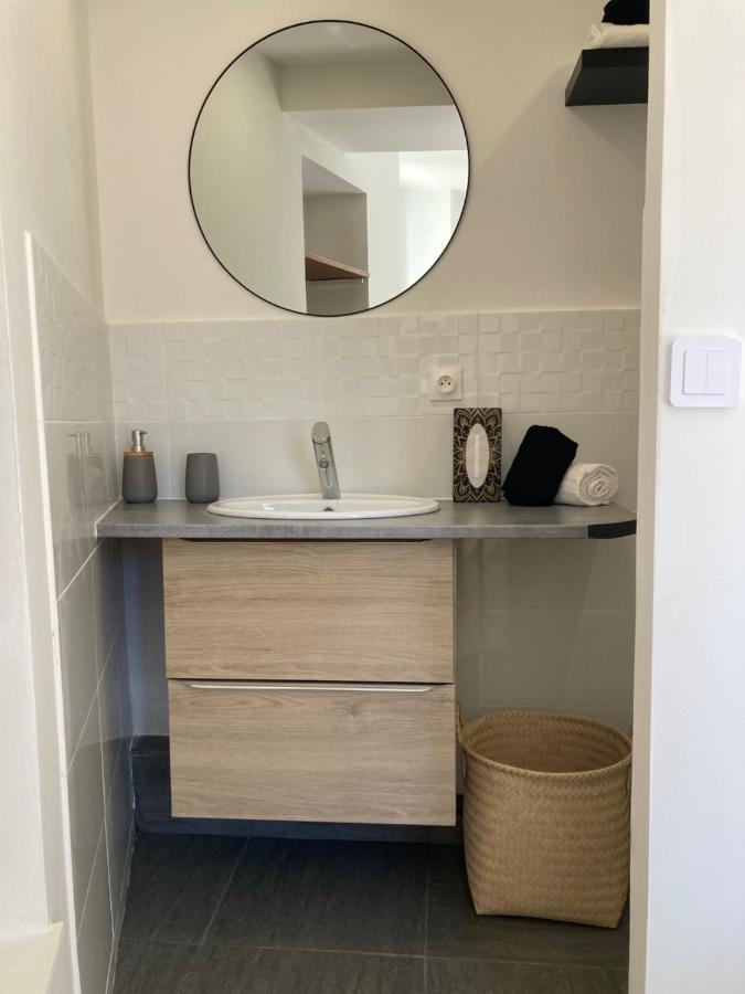 Le Gaudissart 2 Apartment Барселонет Екстериор снимка